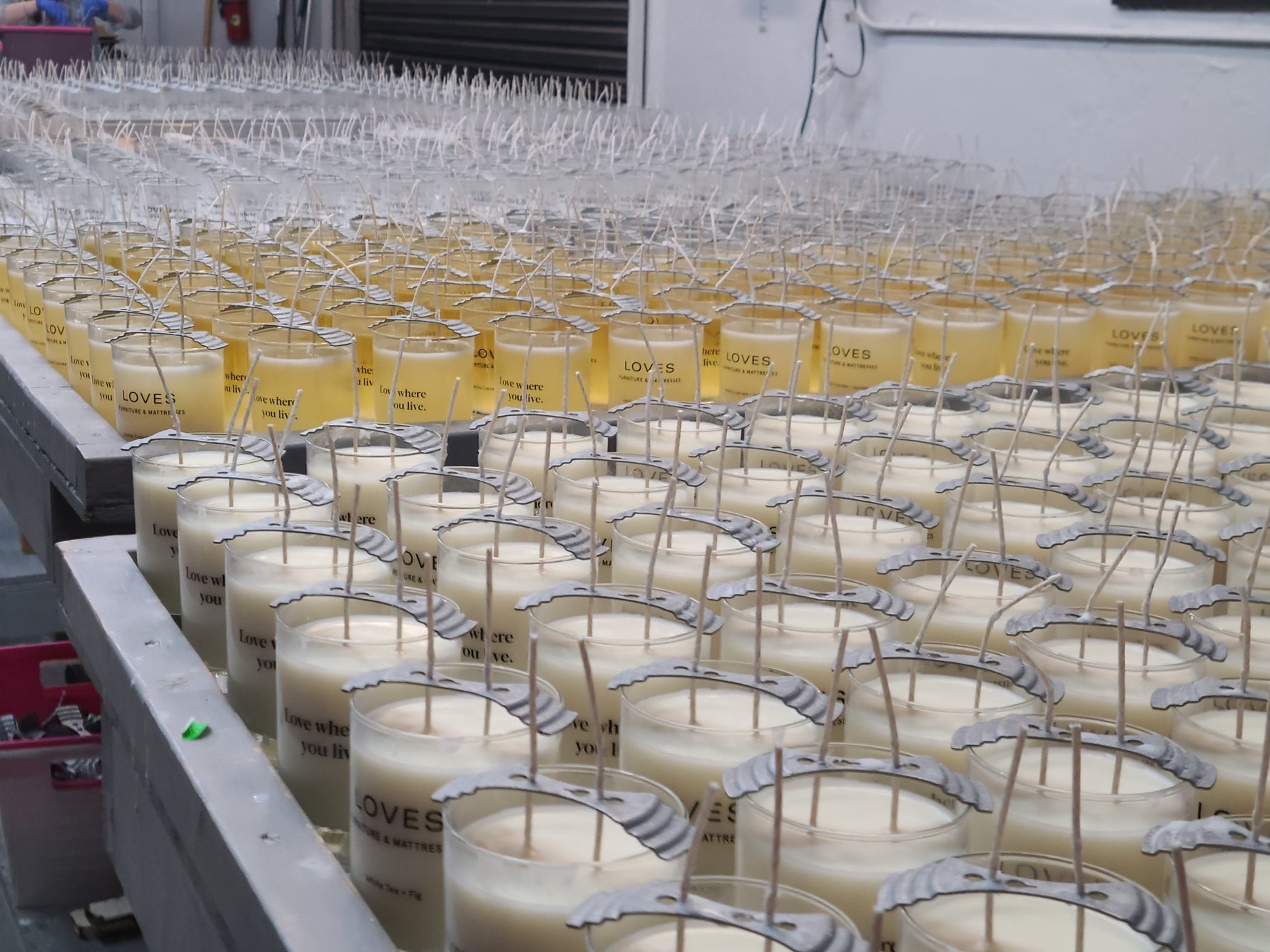 Step-by-Step Guide: How To Mix Soy and Beeswax Safely